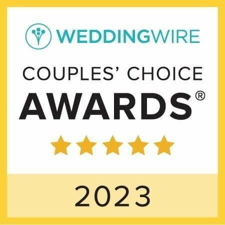 Weddingwire Couples' Choice Awards 2020 recognizes outstanding bridal shops and salons that provide top-quality wedding dresses.