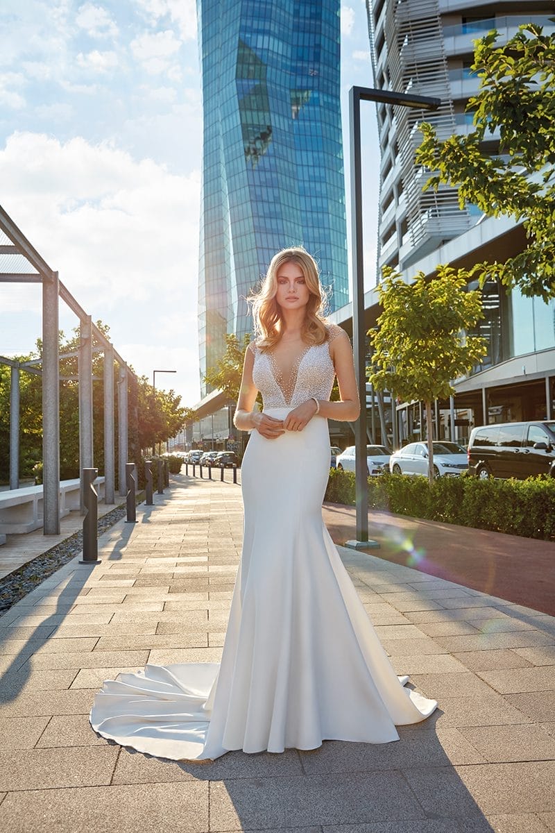 Designer Wedding Dresses on Sale – Bride-to-Be Outlet